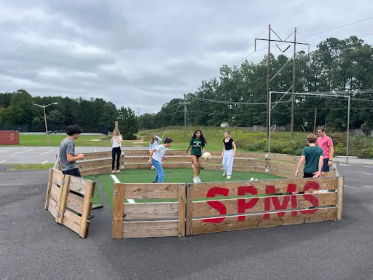 Middle-schoolers go ‘gaga’ for recess at Short Pump Middle School