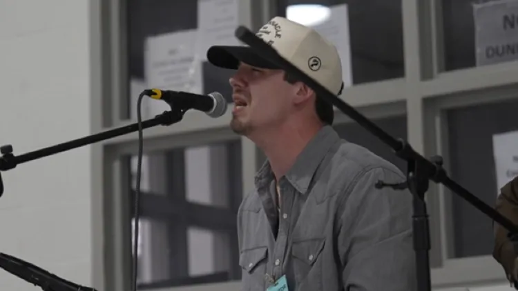 American Idol winner Noah Thompson inspires Henrico inmates with performance: 'Music is the best medicine'