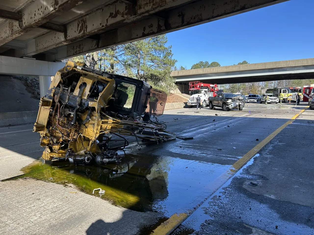 I-95 South lanes now open in Henrico County after excavator strikes overpass