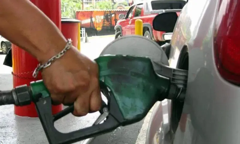 Gas prices up 10 cents since last week in Metro Richmond