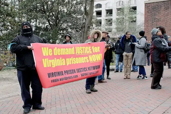 Rally urges legislators to reinstate parole in Virginia