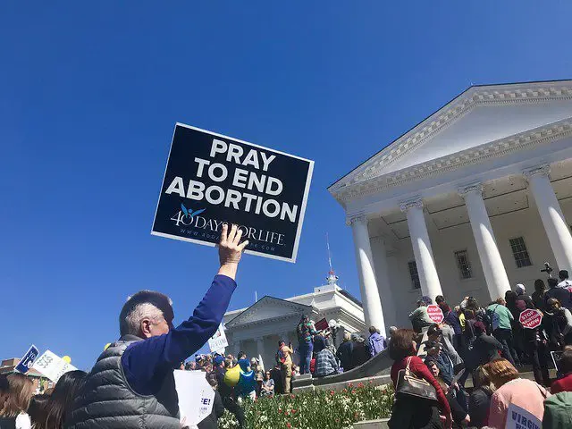 March for life returns to protest Northam