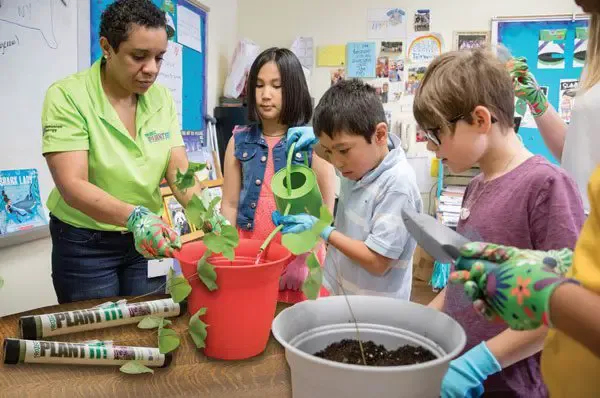 Henrico students prepare for Arbor Day with 'Plant It!' program