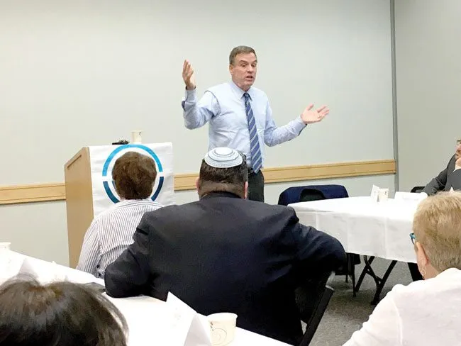 Warner visits with Jewish Community Federation of Richmond