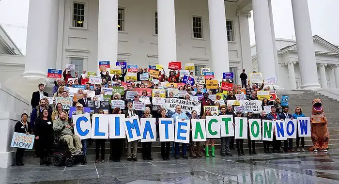 Hundreds trek to Capitol to support environmental bills