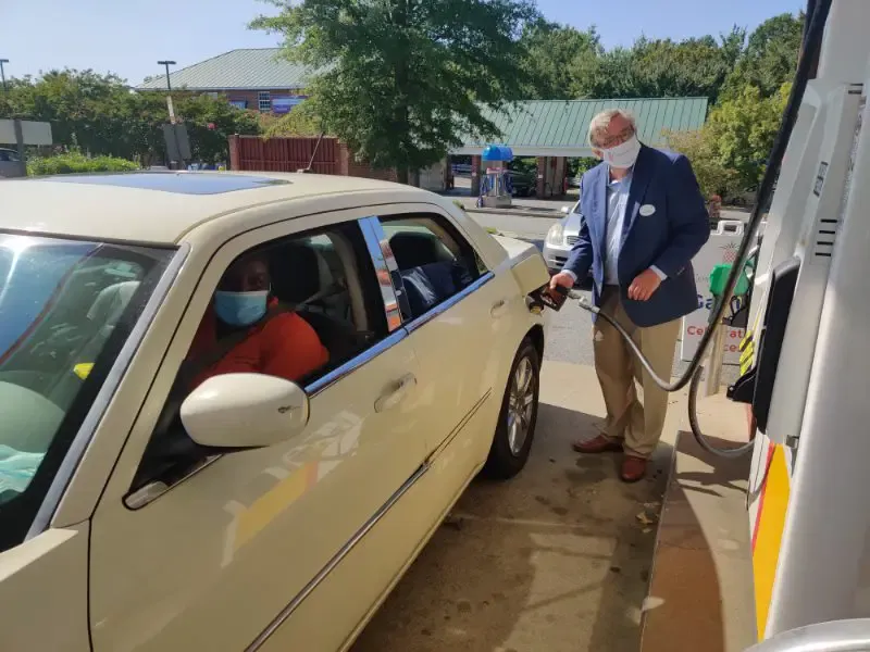 Senior community celebrates license with free gas