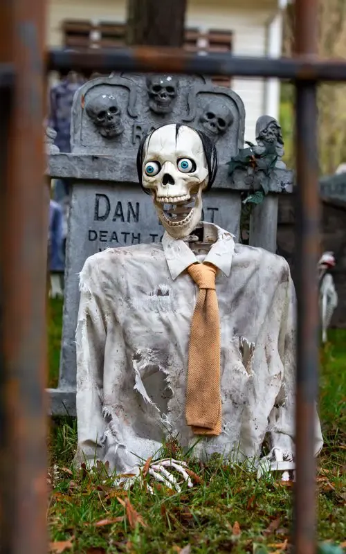 PHOTOS: Glen Allen man displays Halloween 'tributes' to living friends