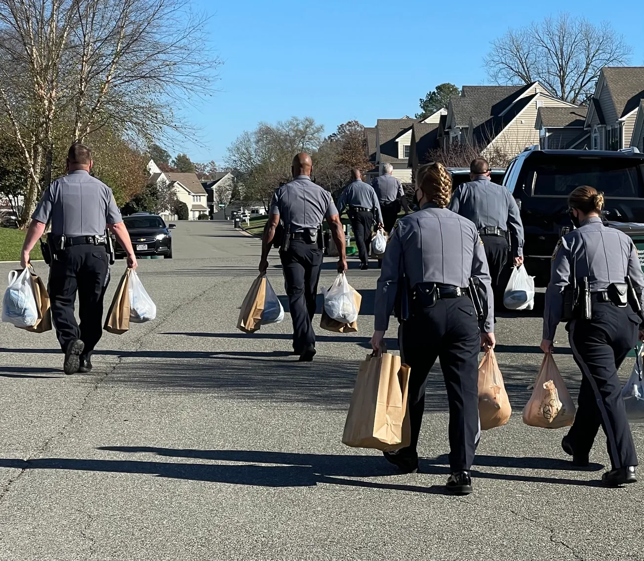 Henrico Police deliver donated food countywide