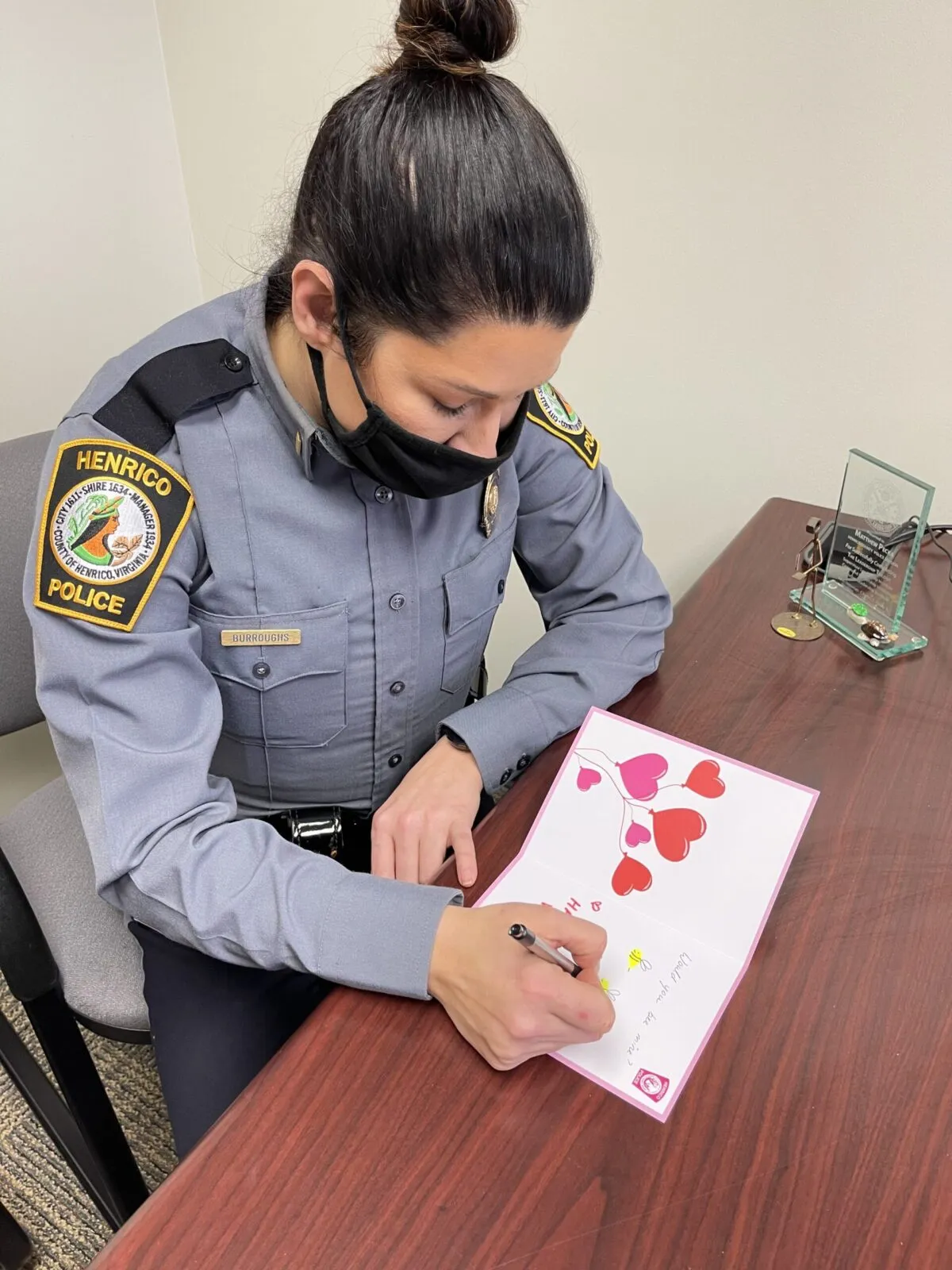 Henrico Police assist with Henrico EngAGE Valentine’s Day card effort