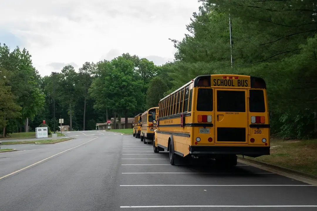 Henrico teachers, staff wary of return to school without updated safety plan