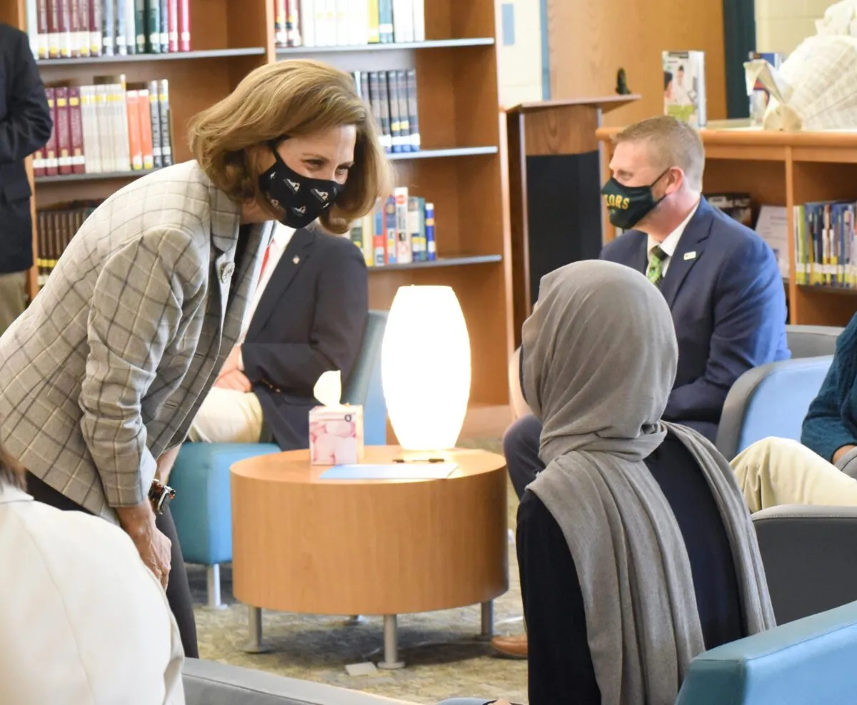 Virginia’s First Lady visits Henrico High to speak about mental health needs