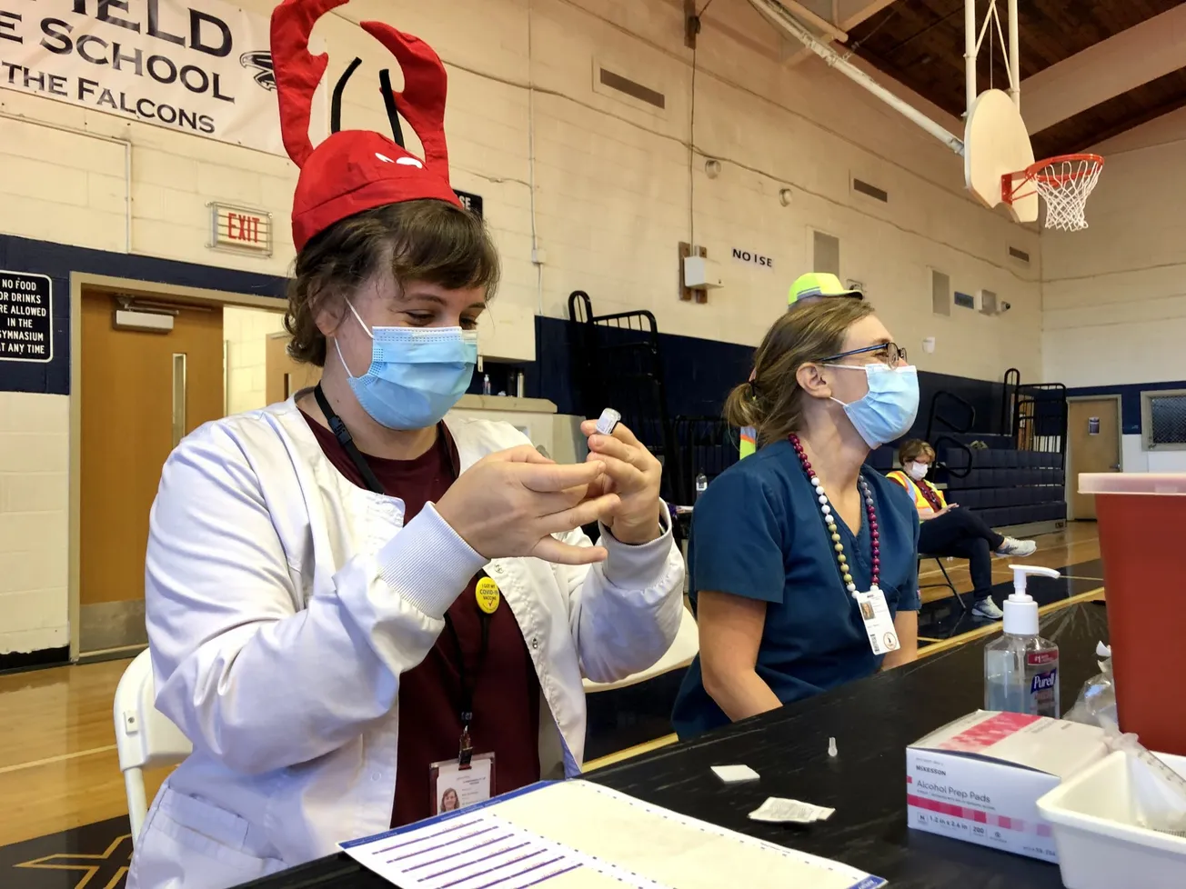 More than 150 children ages 5-11 vaccinated at Fairfield Middle event