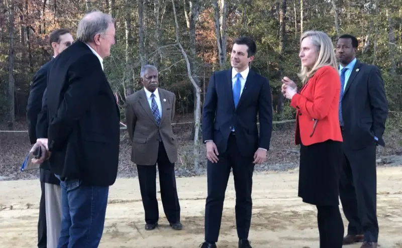 Buttigieg's Henrico visit spotlights county's model transportation project