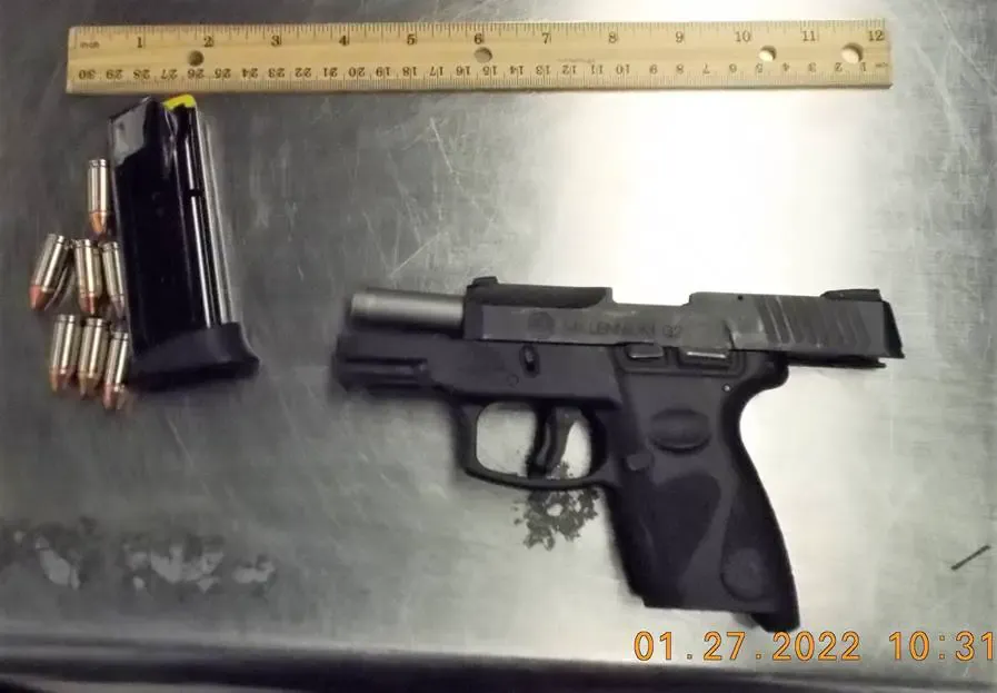 Henrico woman arrested after trying to carry handgun onto flight at RIC