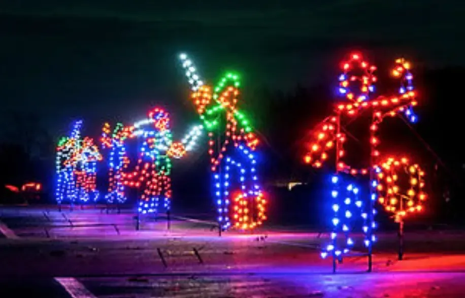 Holiday light show returns to raceway Nov. 18 