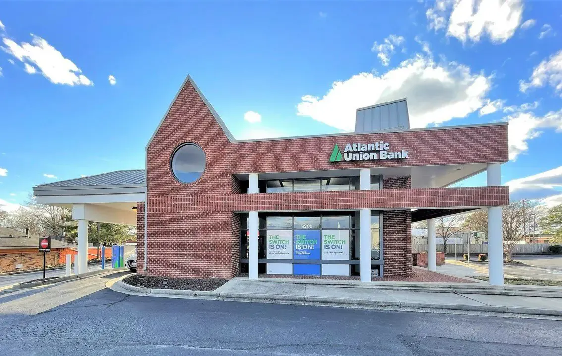 Former bank branch on West Broad Street sold