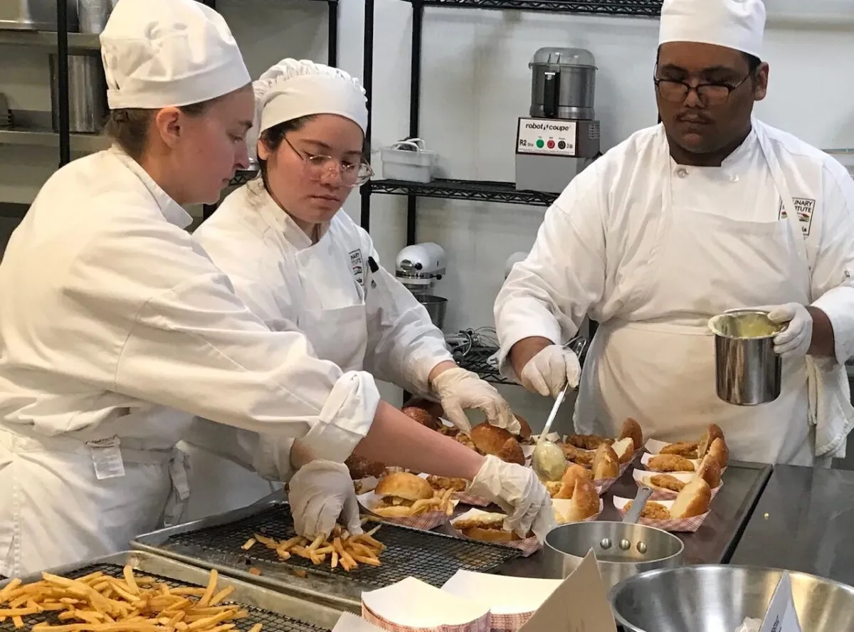 Stadium food gets new twist from culinary students 