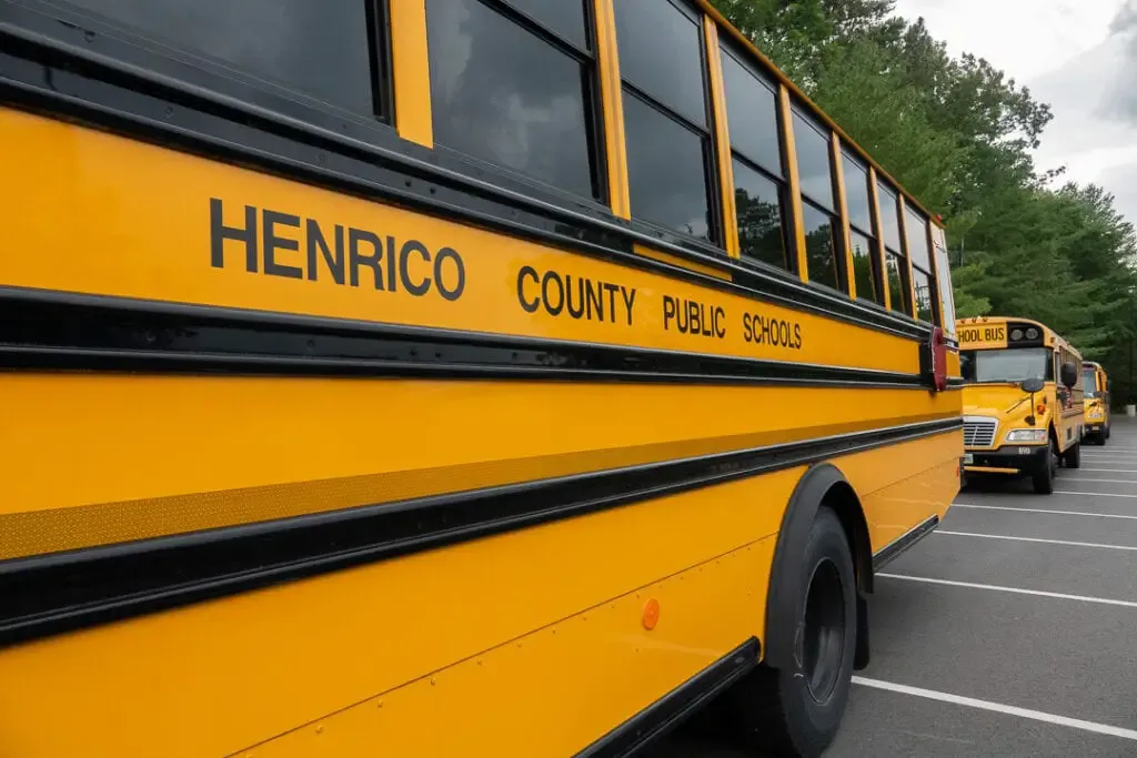 Henrico Schools to hold job fair, raise pay for new bus drivers