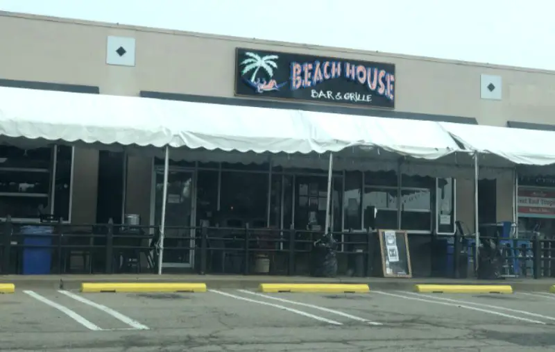 The Beach House Bar and Grill